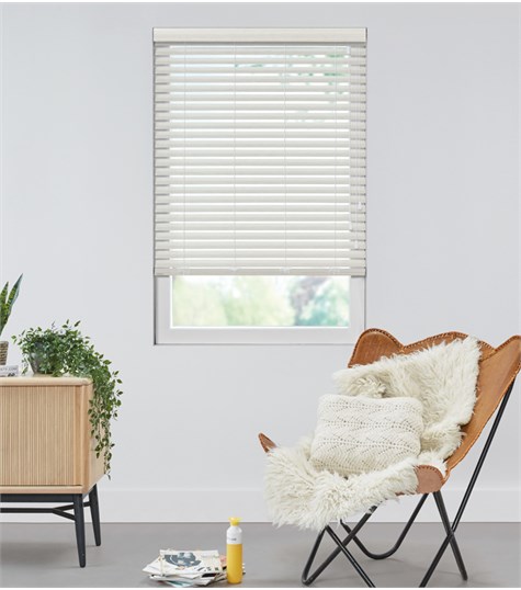 Witte PVC Jaloezie 50mm Op Maat (White Wash 6957)