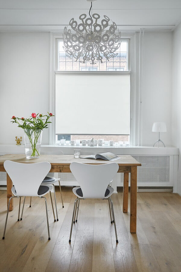 Semitransparent rullegardin køkkenbord