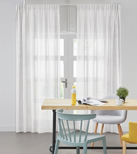 Hvide hørgardiner