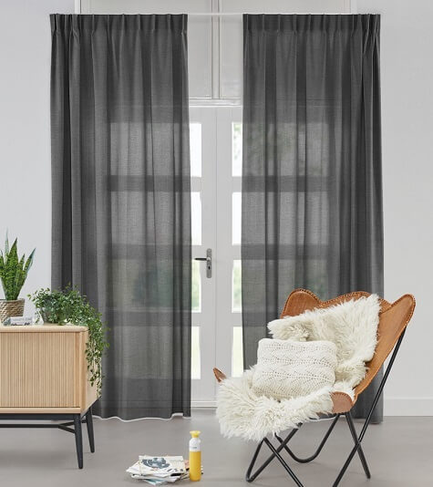 Skræddersyede sorte transparente gardiner